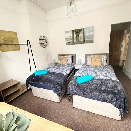 Family Friendly Flat Just Minutes From The Beach! Portsmouth Exterior foto